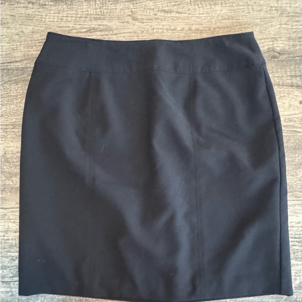 Worthington Black Pencil Skirt Knee-Length